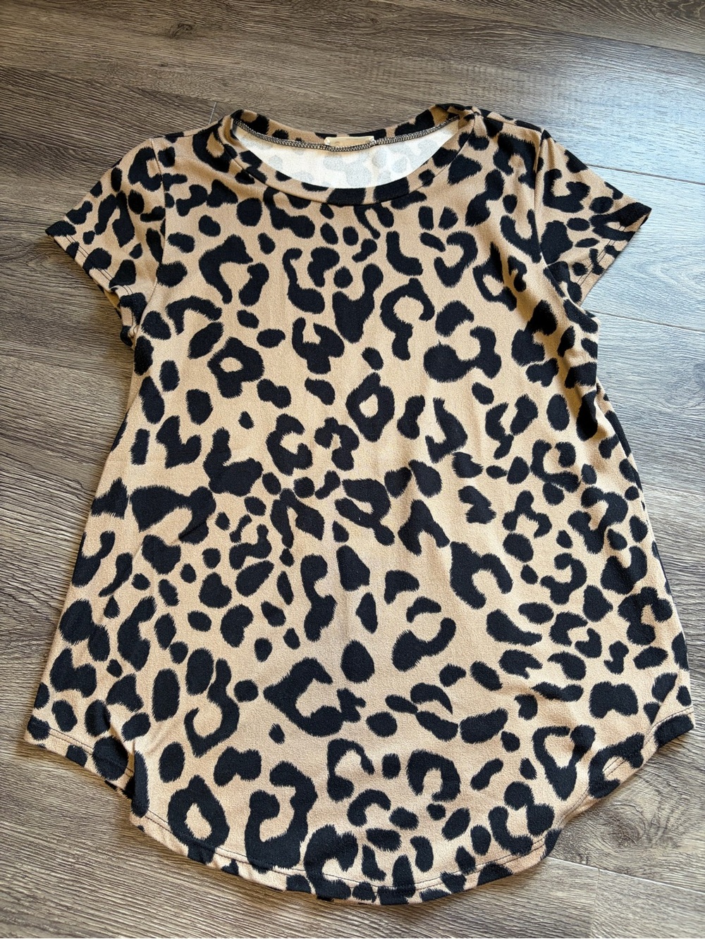 Leopard Print Short Sleeve Tee - Black/Tan